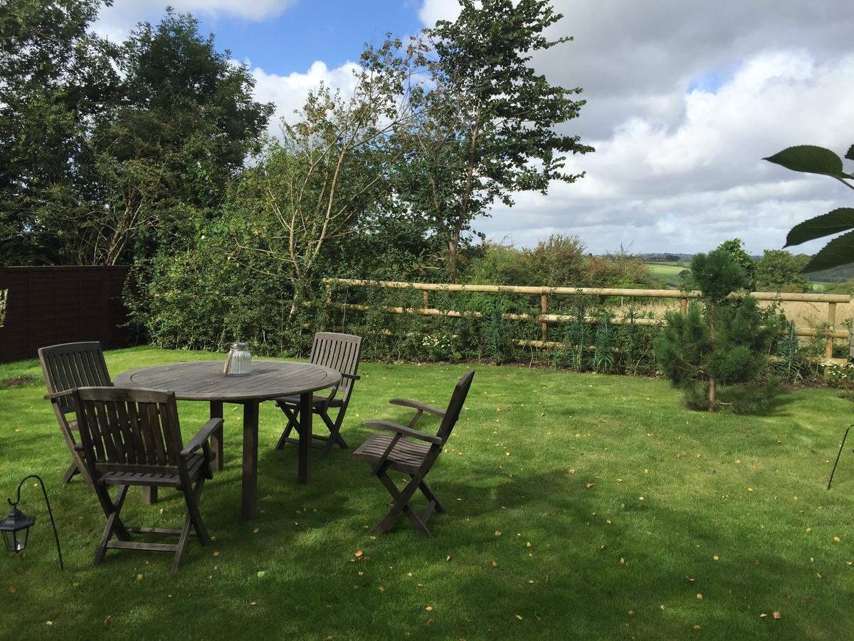 West Tyning Bed and Breakfast Bitton Eksteriør billede