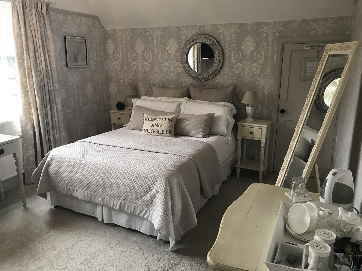 West Tyning Bed and Breakfast Bitton Eksteriør billede